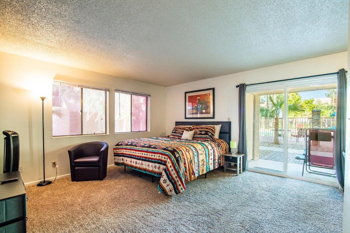 33 Avenida Pool View Studio New To Market Avenida King Bed Ds Casa Grande Bagian luar foto